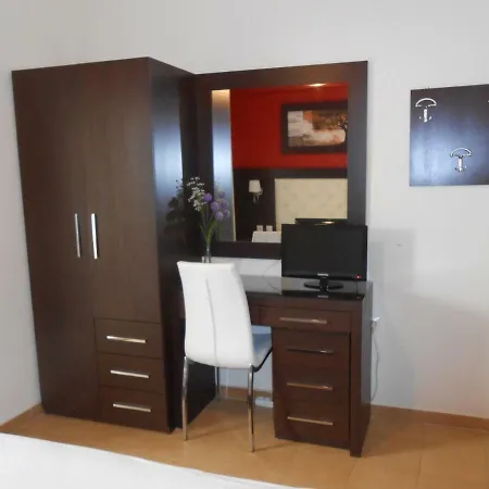 Manolis House 弗洛伊塔